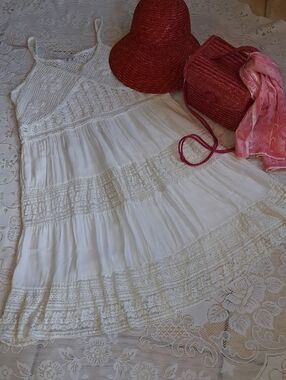 White Lace Tiered Dress,  Bonus Straw Bag And Hat